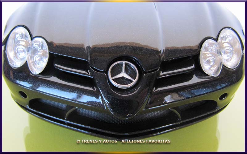 Mercedes Benz SLR McLaren - Maisto1/18