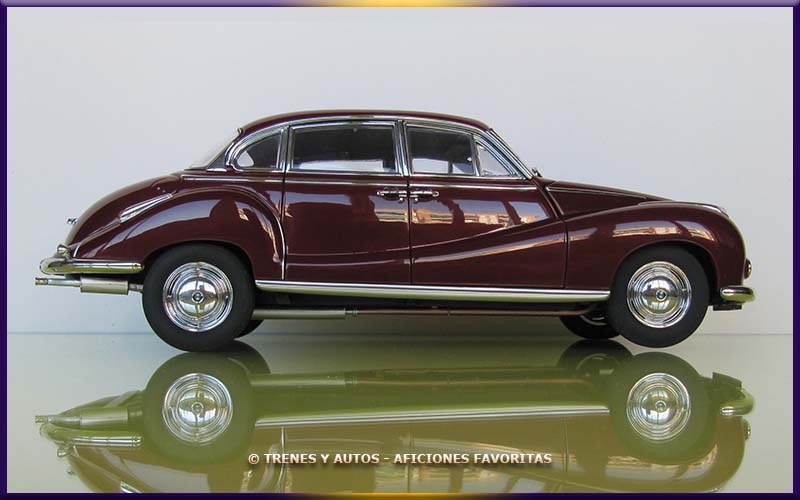 BMW 502 Luxus - Auto Art 1/18