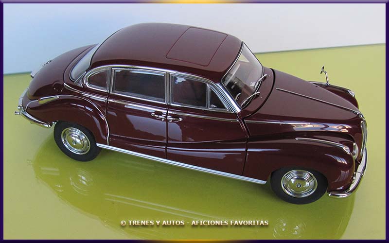 BMW 502 Luxus - Auto Art 1/18