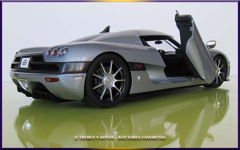 Koenigsegg CCX - Auto Art 1/18