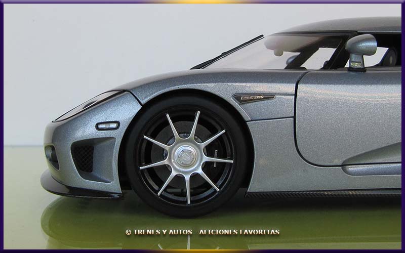 Koenigsegg CCX - Auto Art 1/18
