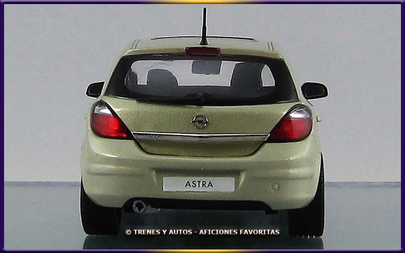 Opel Astra Serie 3