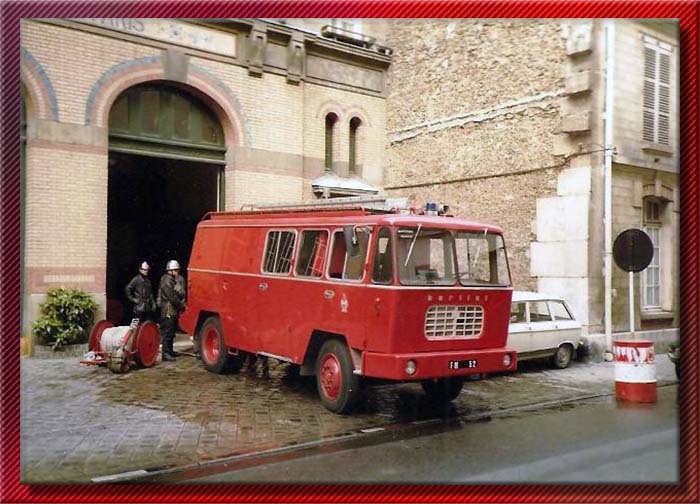 Berliet GAK 17 Furgón Mixto - Año 1962