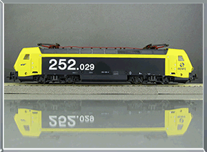 Locomotora eléctrica Serie 252 TAXI - Renfe