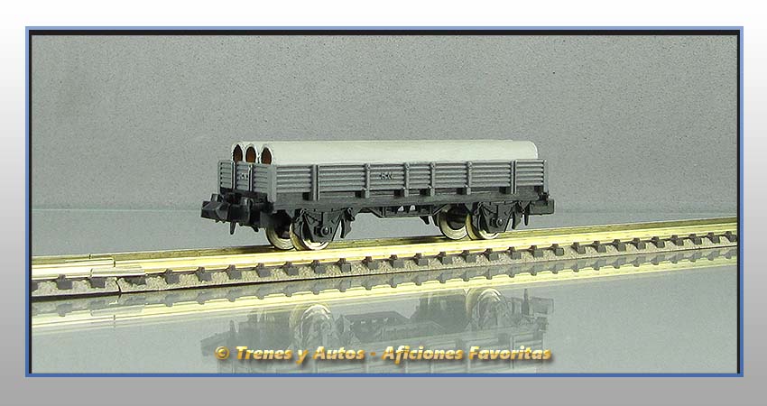 Vagón bordes bajos con tubos Renfe