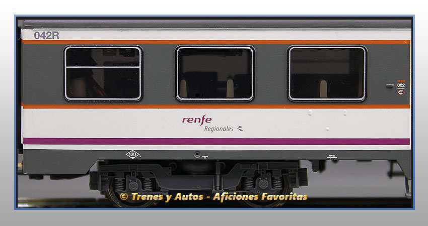 Automotor diésel Serie 592 "Renfe Operadora" Regionales - Renfe