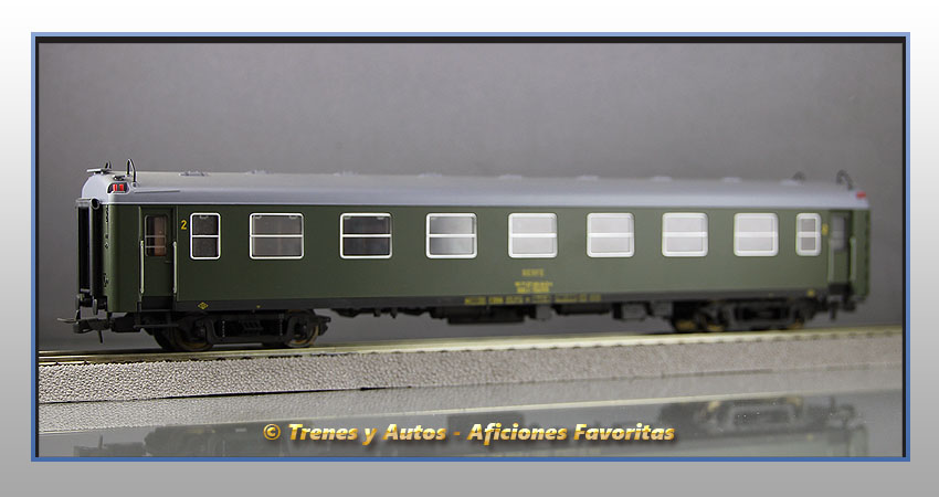 Coche pasajeros Serie 5000 BB1 5255 - Renfe