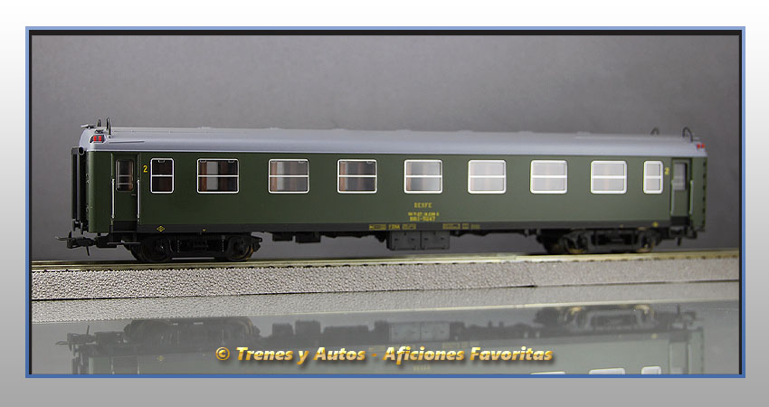 Coche pasajeros Serie 5000 BB1 5247 - Renfe