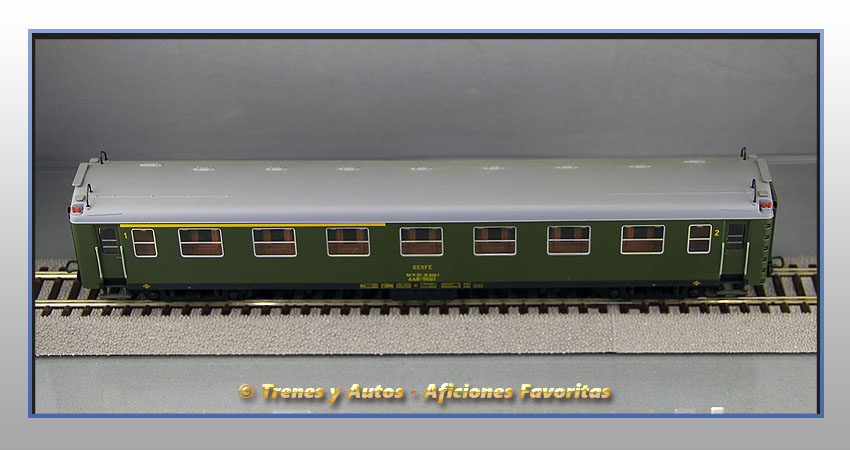 Coche pasajeros Serie 5000 AAB-5021 - Renfe