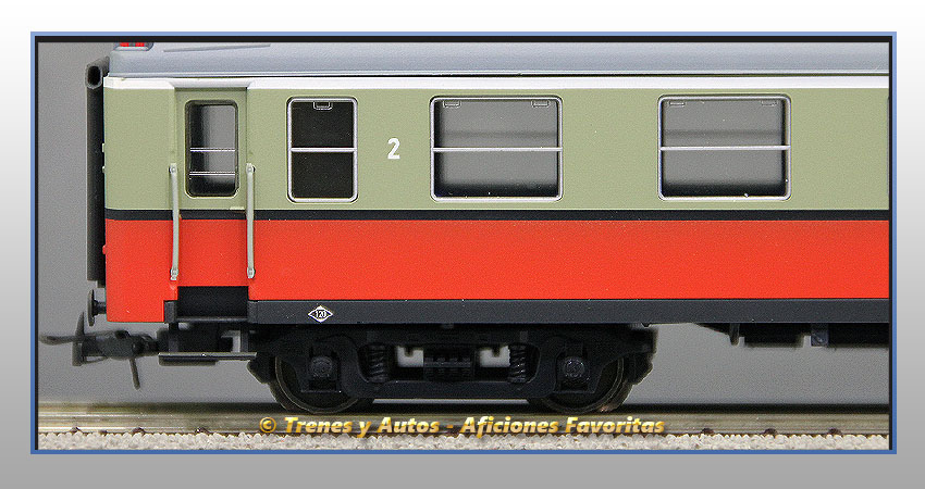 Coche pasajeros Serie 6000 "Luky" B7-6217 - Renfe