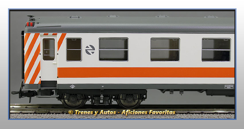 Coche pasajeros regional Serie 6000 B7r-6240 - Renfe