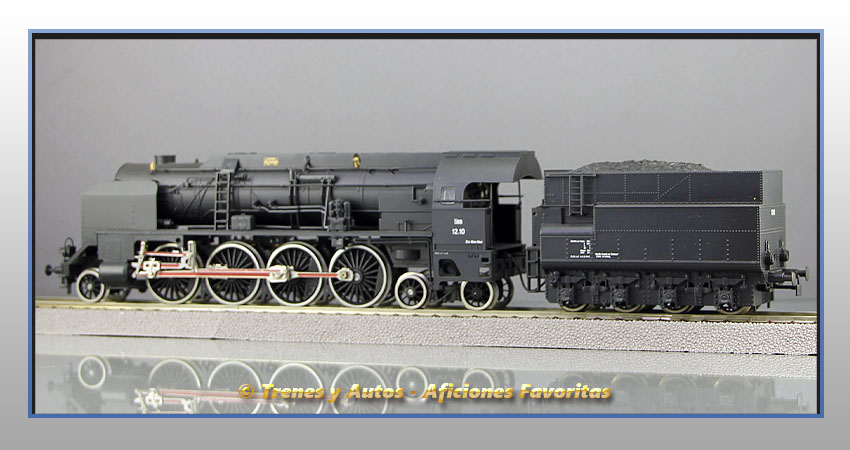 Locomotora vapor con ténder BR-12 - ÖBB