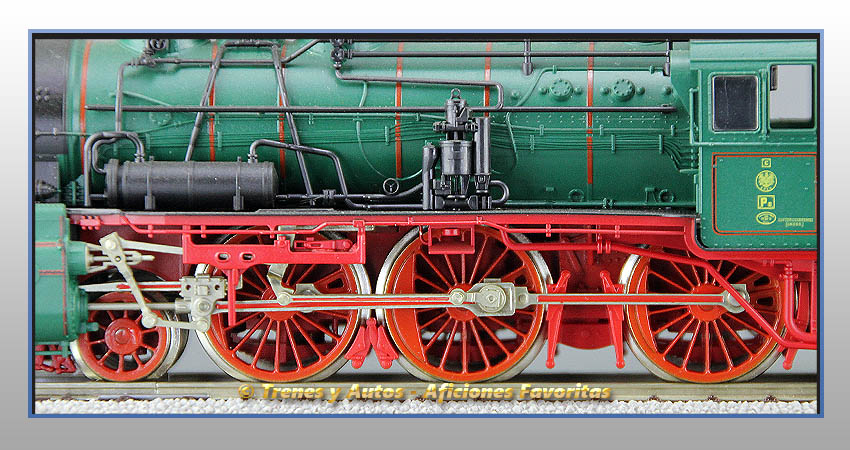 Locomotora vapor ténder P8 - KPEV