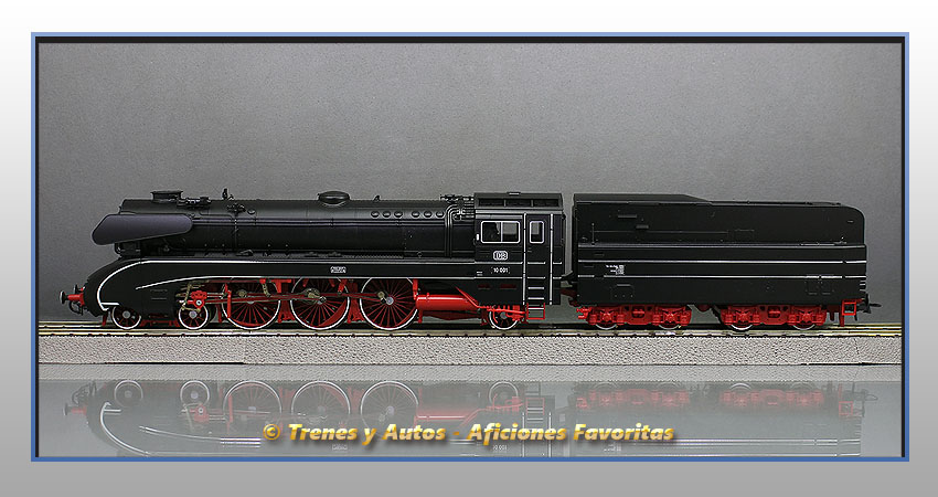 Locomotora vapor con ténder Serie BR 10 - DB