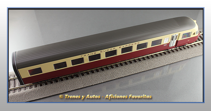 Tren automotor eléctrico Serie RAe TEE II "Gottardo" - SBB - Coche control 2