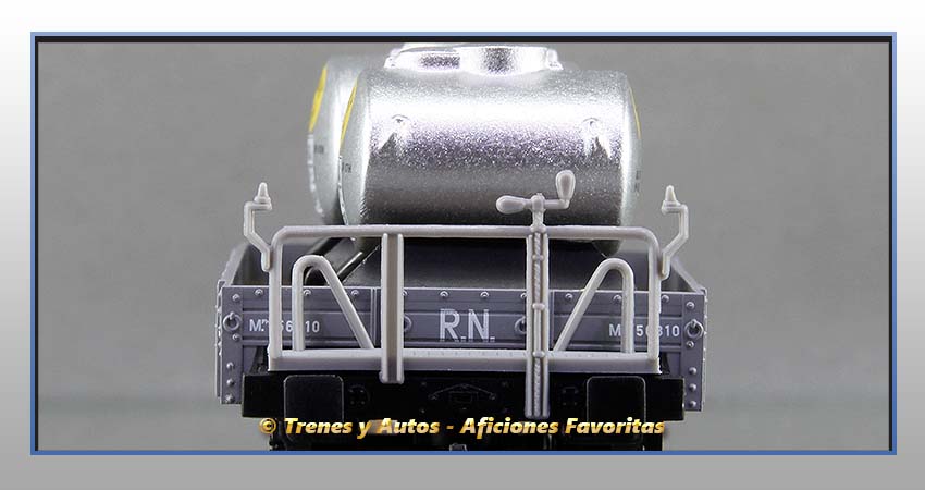 Vagones plataforma balconcillo/garita depósitos líquidos "TE803-804"-Renfe