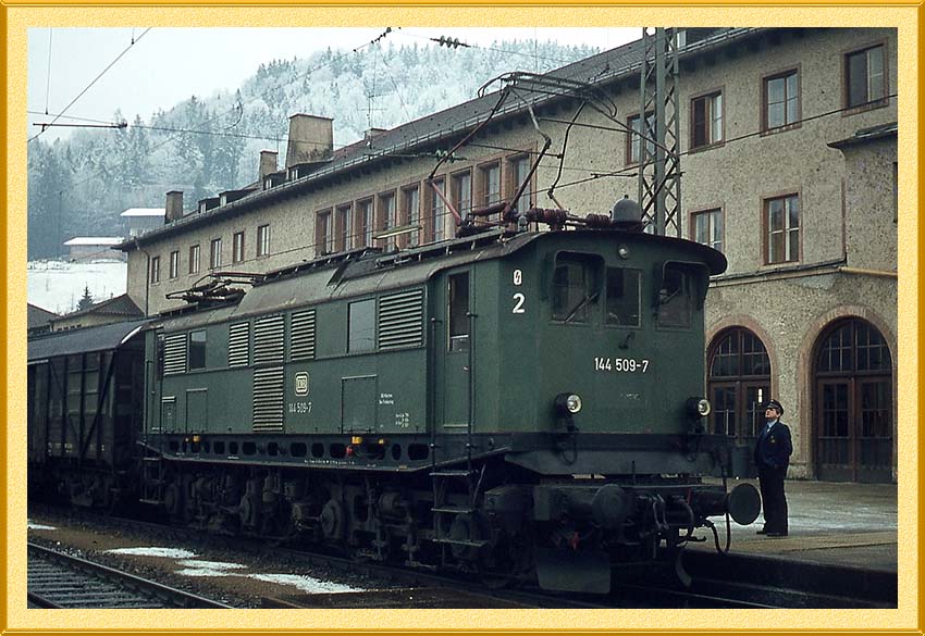 Locomotora BR-144 DB