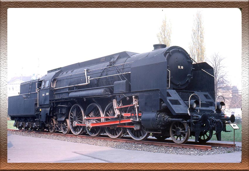 Locomotora vapor ténder BR 12.10 - ÖBB