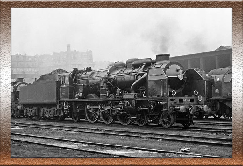 Locomotora vapor con ténder 231.E - SNCF