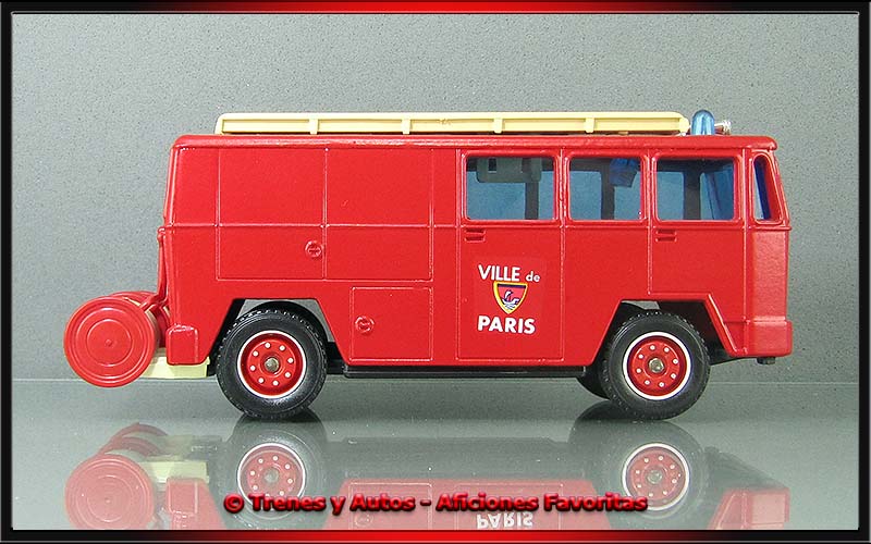 Berliet GAK 17 Furgón Mixto