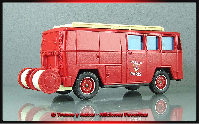 Berliet GAK 17 Furgón Mixto