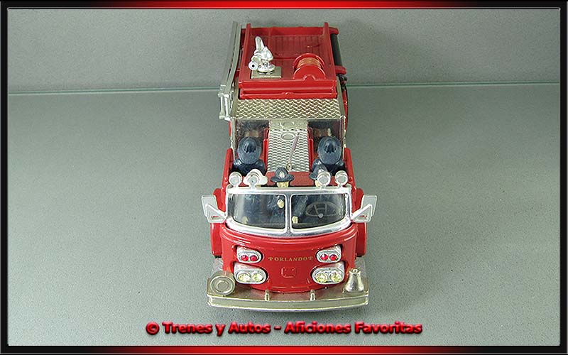 American LaFrance Serie 900