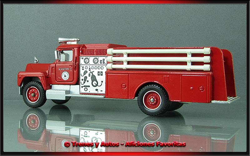 Mack R 600