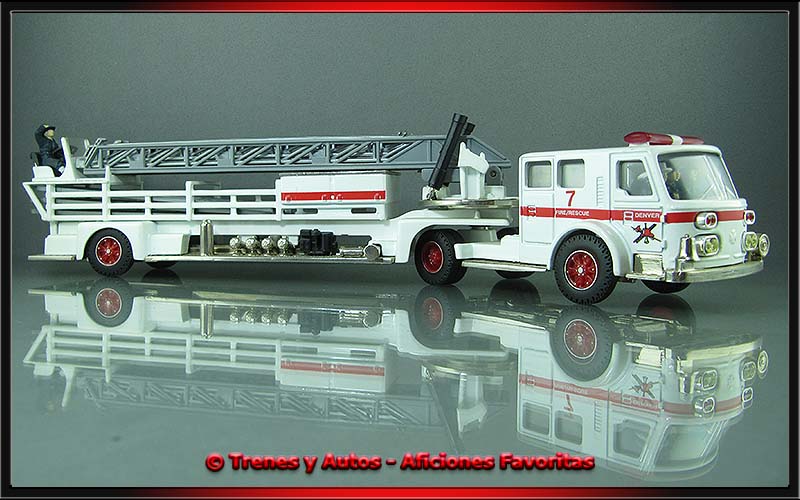 American LaFrance Aerial Ladder
