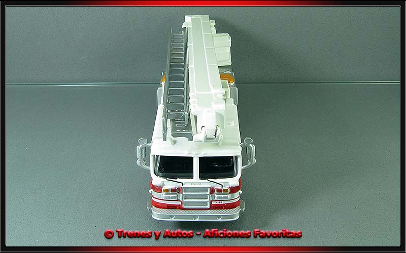 Pierce Bronto Lance Ladder