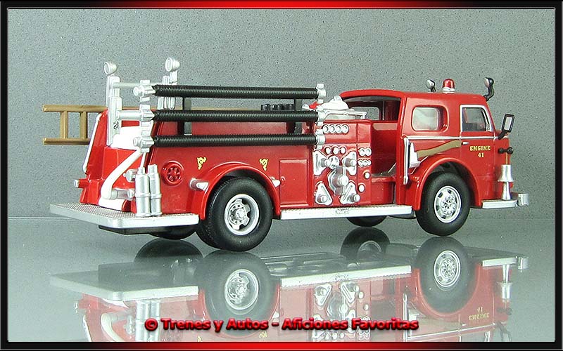 American LaFrance 700