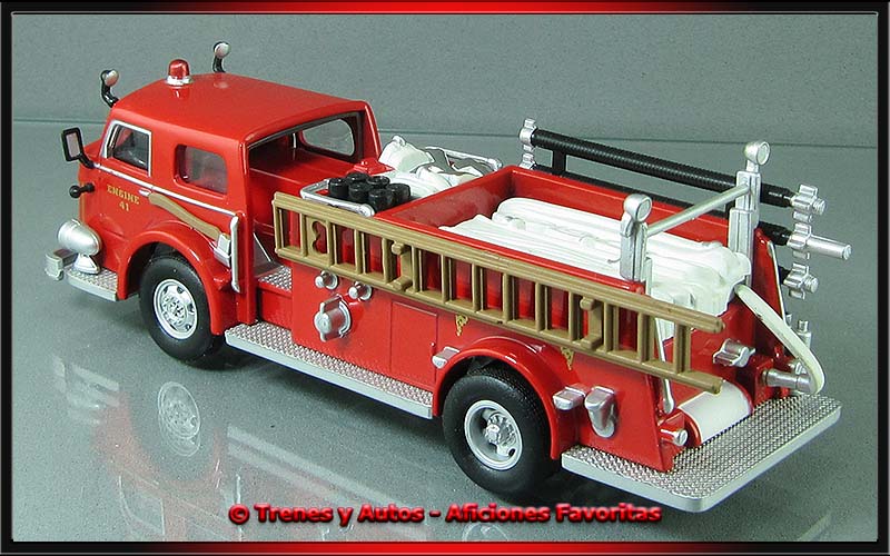 American LaFrance 700