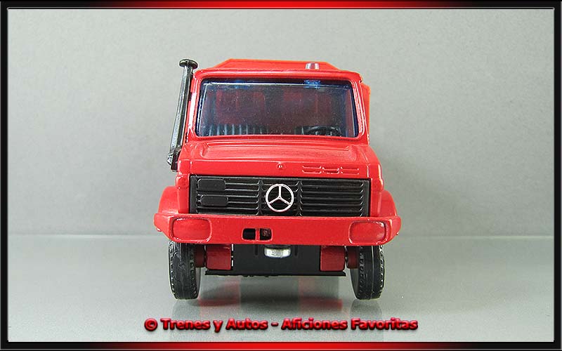 Mercedes Benz Unimog U 1300