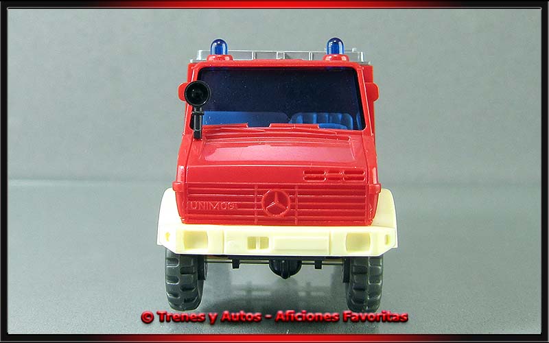 Mercedes Benz Unimog U1300
