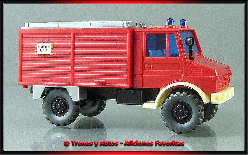 Mercedes Benz Unimog U1300