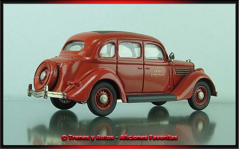 Ford V8 Sedán