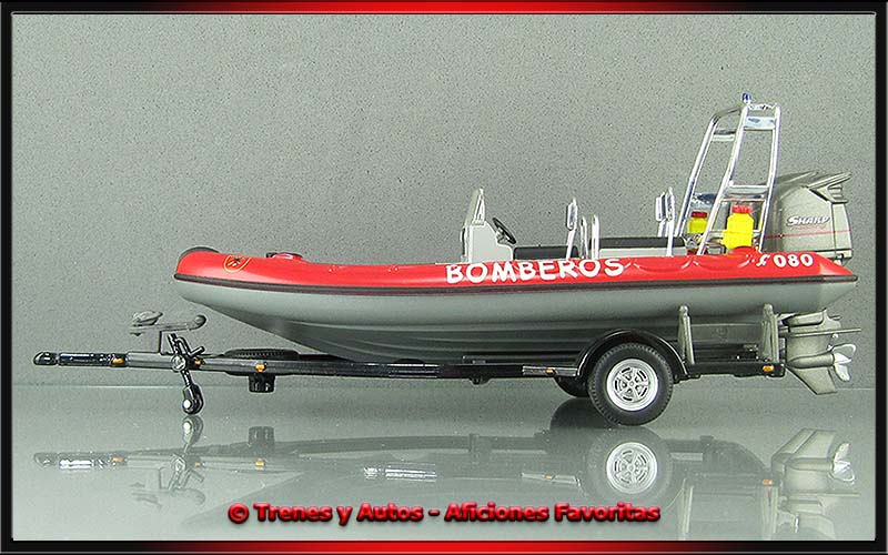 Lancha neumática bomberos