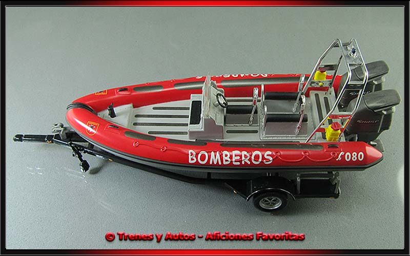 Lancha neumática bomberos