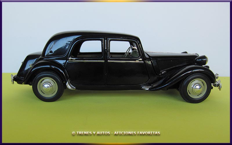 Citroën 15 CV - Maisto 1/18