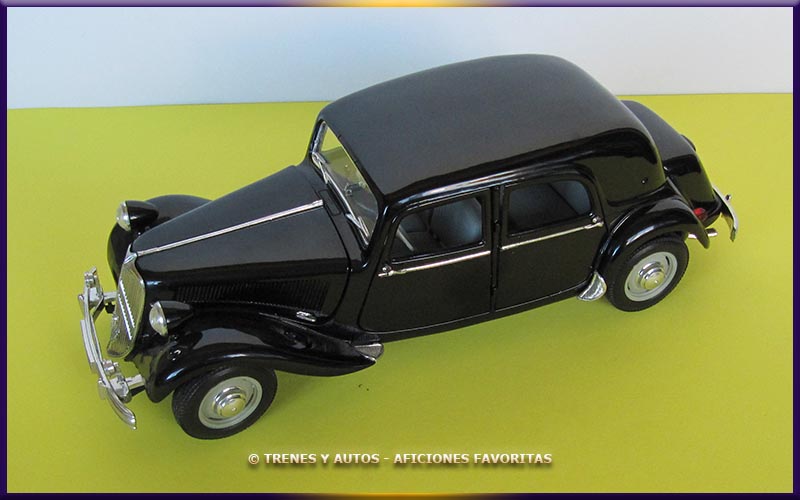 Citroën 15 CV - Maisto 1/18