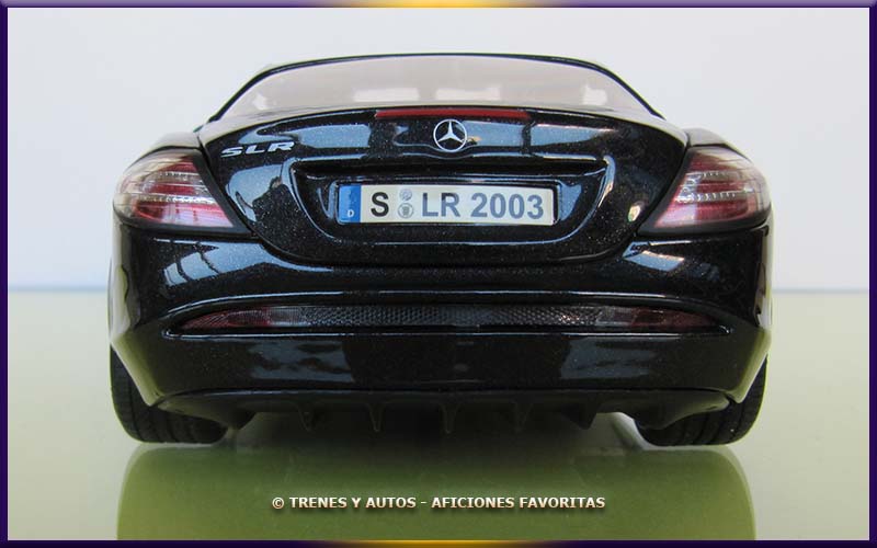 Mercedes Benz SLR McLaren - Maisto1/18