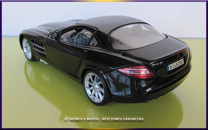 Mercedes Benz SLR McLaren - Maisto1/18