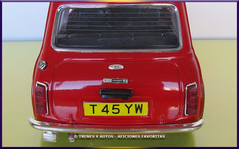 Mini Cooper 850 - Bburago 1/18