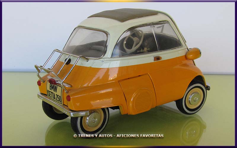 BMW Isetta 250 - Revell 1/18