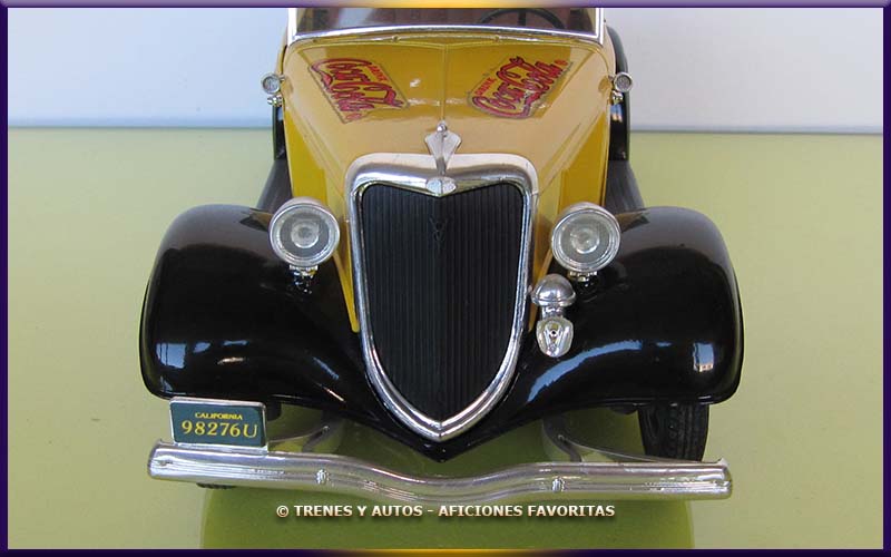 Ford V8 Roadster - Solido 1/18