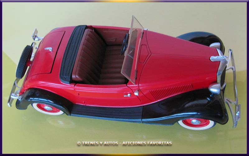 Ford V8 Roadster Cabriolet - Solido 1/18