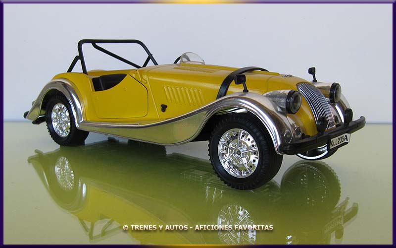 Morgan Plus 8 - Tonka-Polistil 1/18