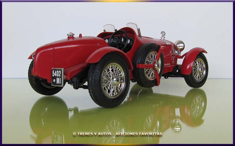 Alfa Romeo 8C 2300 Monza - Bburago 1/18
