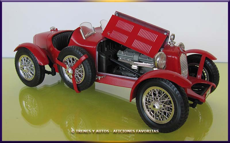 Alfa Romeo 8C 2300 Monza - Bburago 1/18