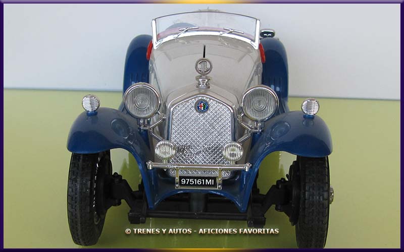 Alfa Romeo 2300 Spider - Bburago 1/18