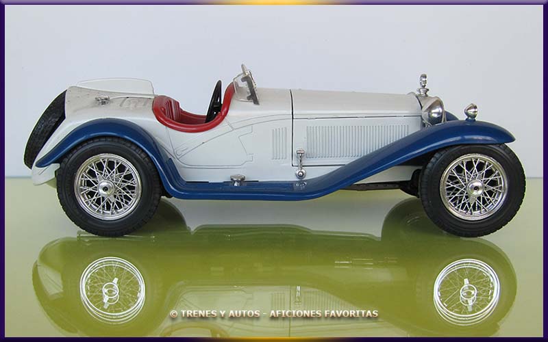 Alfa Romeo 2300 Spider - Bburago 1/18